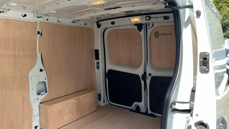 Renault Trafic Swb Diesel SL30 Blue dCi 130 Advance [Safety] Van